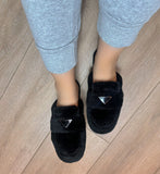 Pradma Slippers